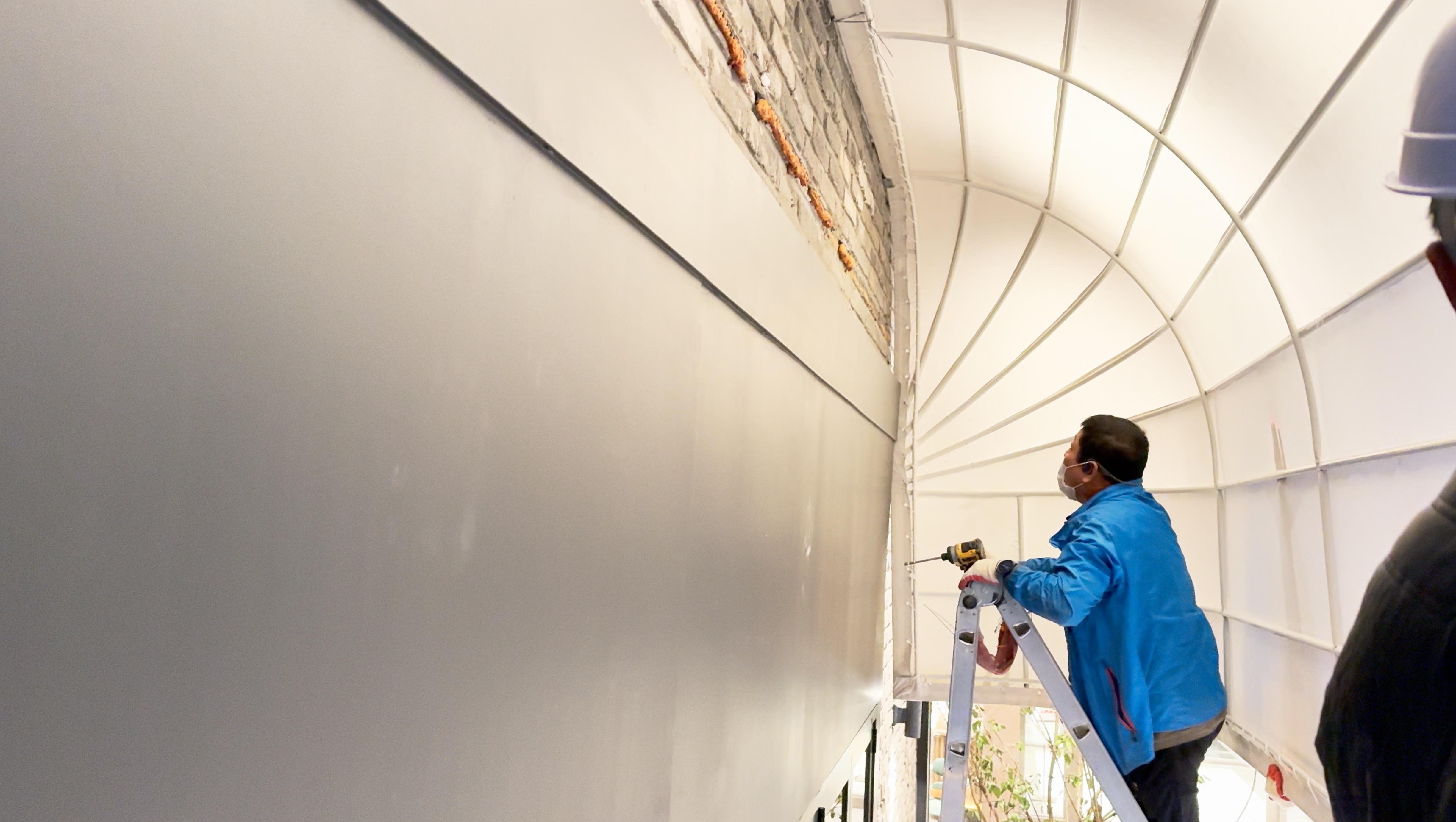 종로 그랑 서울 곡선형 어닝 시공